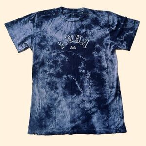 AVVA Ambassadors Women’s Tie Dye Hawaii Surf Moonstone Tee Shirt Medium